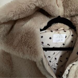 Zara Beige and Black Patterned Coat